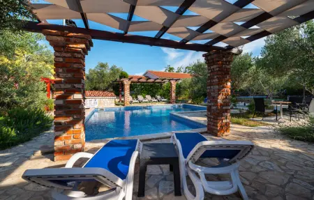 Location Maison 21 personnes à Vir - Photo 11