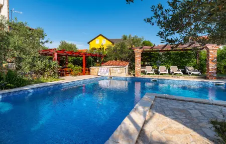 Location Maison 21 personnes à Vir - Photo 13