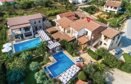 Location Maison 21 personnes à Vir - Photo 15