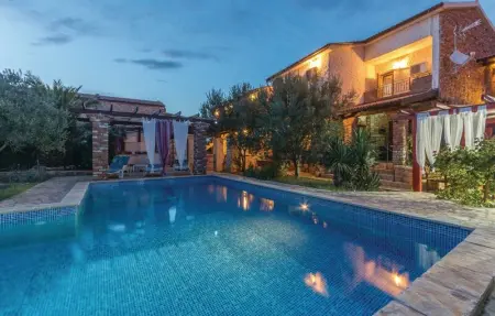 Location Maison 21 personnes à Vir - Photo 27