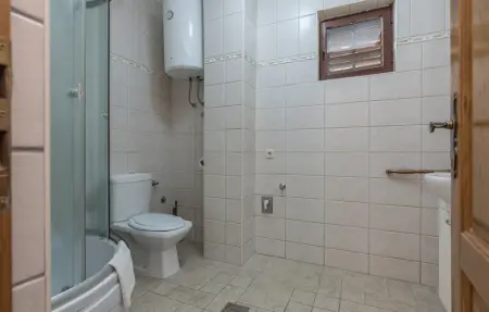 Location Maison 21 personnes à Vir - Photo 53