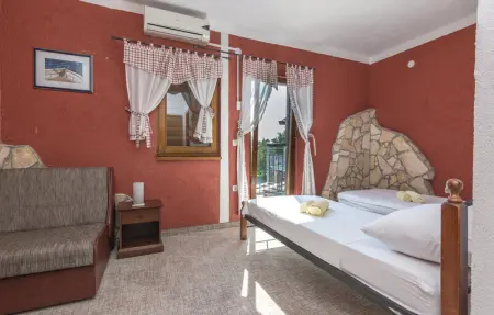 Location Maison 21 personnes à Vir - Photo 60