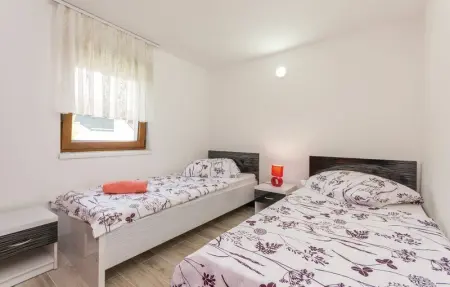 Location Maison 8 personnes à Pakostane - Photo 23