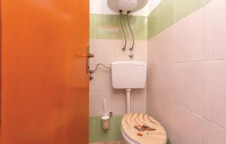 Location Maison 8 personnes à Pakostane - Photo 29