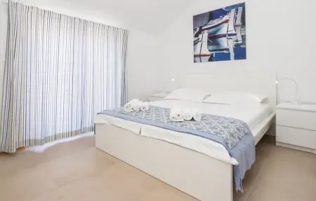 Location Maison 8 personnes à Milna - Photo 18