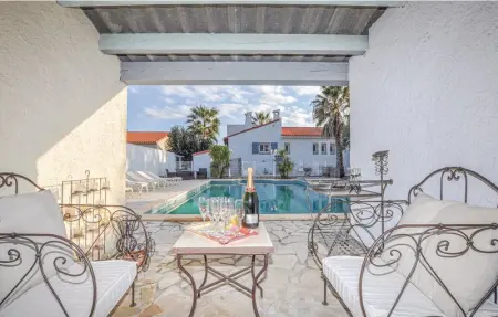 Location Maison 8 personnes à Baixas - Photo 1