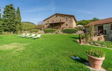 Casale Valle di Sopra, Maison 16 personnes à Anghiari - Photo 1
