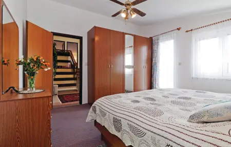 Location Maison 12 personnes à Podgradina - Photo 32