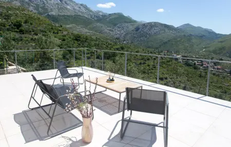 Nice home in Zrnovnica, Maison 8 personnes à Zrnovnica - Photo 4