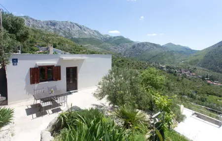 Nice home in Zrnovnica, Maison 8 personnes à Zrnovnica - Photo 19