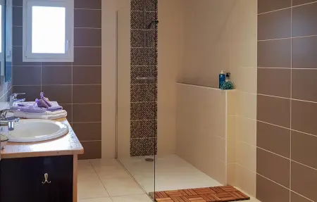 Location Maison 6 personnes à Quarante - Photo 15