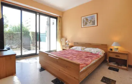 Location Appartement 4 personnes à Le Cannet - Photo 2