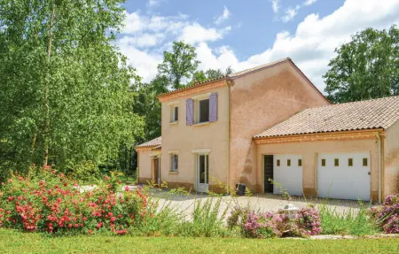 Location Maison 6 personnes à Payzac - Photo 2