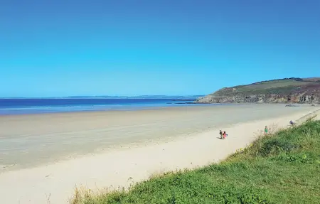 Location Maison 4 personnes à Plonevez Porzay - Photo 15