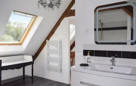 Location Maison 6 personnes à Trezeny - Photo 6