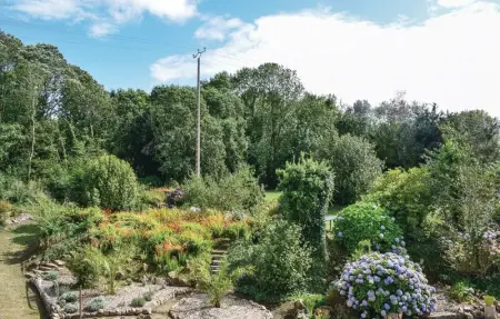 Location Maison 6 personnes à Trezeny - Photo 9