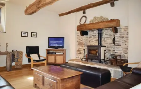 Location Maison 8 personnes à Sougeal - Photo 1