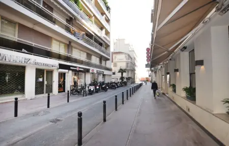 Location Appartement 4 personnes à Cannes - Photo 12