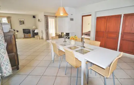 Location Maison 8 personnes à Salernes - Photo 23