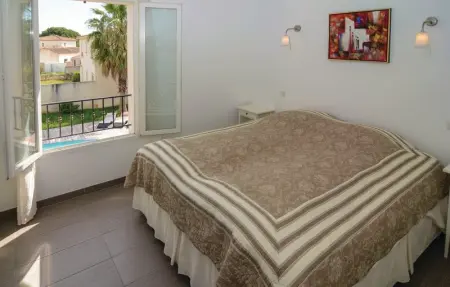 Location Maison 8 personnes à Aigues Mortes - Photo 4