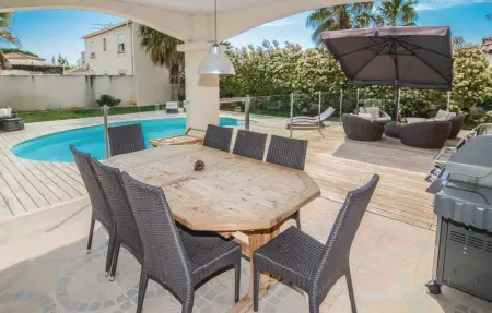 Location Maison 8 personnes à Aigues Mortes - Photo 8