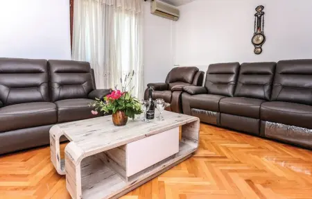 Location Maison 12 personnes à Kastel Luksic - Photo 33