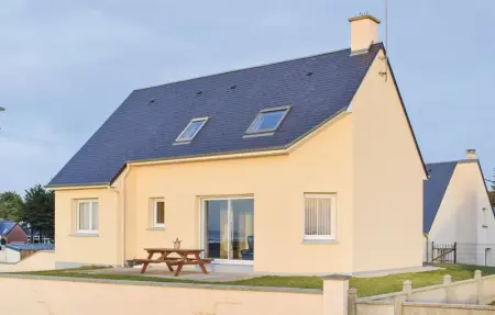 Nice home Saint Germain, Maison 6 personnes à Saint Germain sur Ay - Photo 8