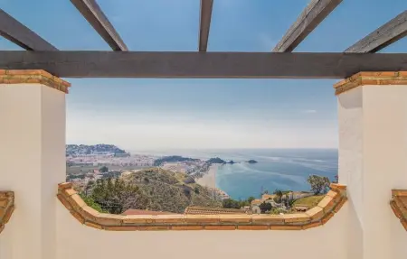 Location Maison 6 personnes à Almuñecar - Photo 2