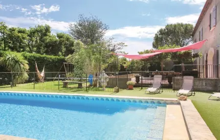 Location Maison 8 personnes à Châteaurenard - Photo 3