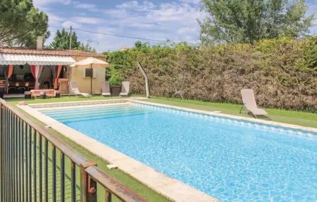 Location Maison 8 personnes à Châteaurenard - Photo 9