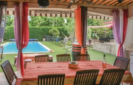 Location Maison 8 personnes à Châteaurenard - Photo 11