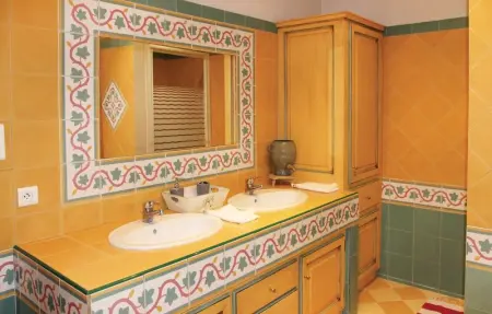 Location Maison 8 personnes à Châteaurenard - Photo 37