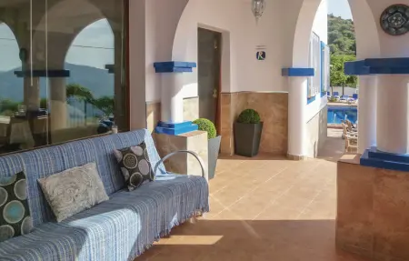 Location Maison 15 personnes à Sayalonga - Photo 9