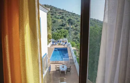 Location Maison 15 personnes à Sayalonga - Photo 11