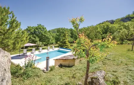 Location Maison 6 personnes à Apt - Photo 2