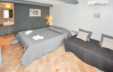 Location Maison 15 personnes à Cavaillon - Photo 6