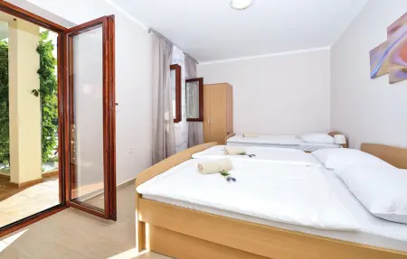 Location Maison 8 personnes à Murter - Photo 25