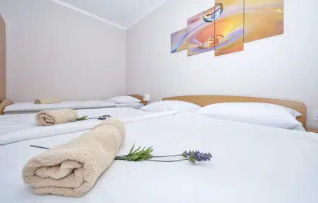 Location Maison 8 personnes à Murter - Photo 26