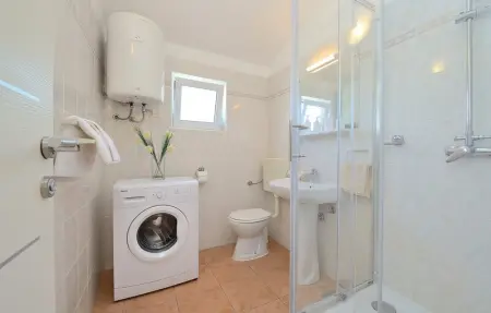 Location Maison 8 personnes à Murter - Photo 32