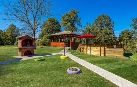 Location Maison 6 personnes à Bosiljevo - Photo 18