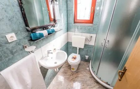 Location Maison 6 personnes à Bosiljevo - Photo 37