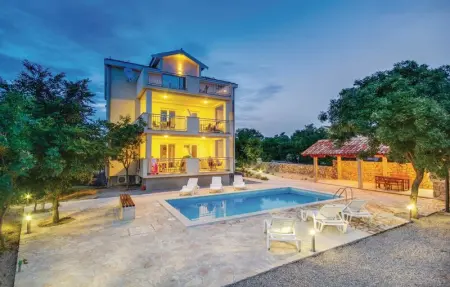 Location Appartement 5 personnes à Pinezici - Photo 18