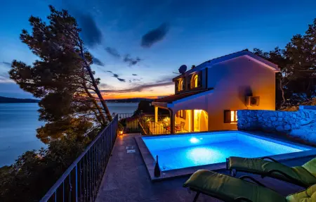 Maison à Novigrad - L775025