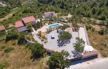 Location Maison 11 personnes à Milna - Photo 6