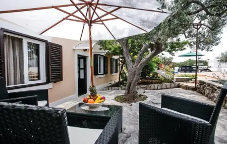 Location Maison 11 personnes à Milna - Photo 23