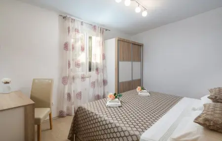 Location Maison 11 personnes à Milna - Photo 40