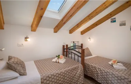 Location Maison 11 personnes à Milna - Photo 43