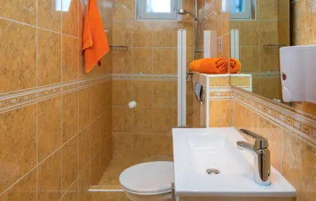 Location Maison 11 personnes à Milna - Photo 48