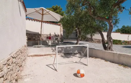 Location Maison 11 personnes à Milna - Photo 51