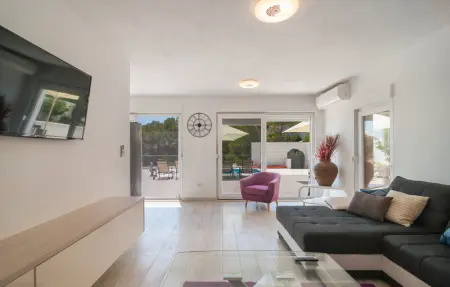 Location Maison 8 personnes à Milna - Photo 5